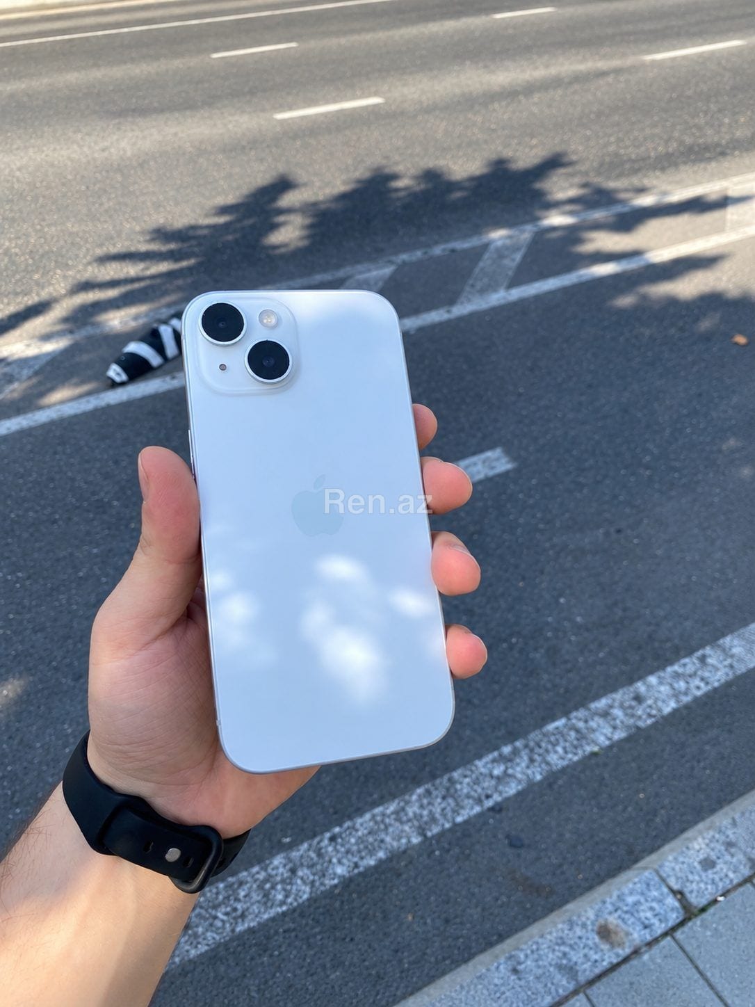 Apple iPhone 15 256GB Satılır – İdeal Vəziyyətdə